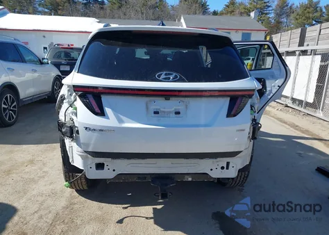 2022 Hyundai Tucson Sel z USA, uszkodzony, nr VIN 5NMJBCAE9NH011337